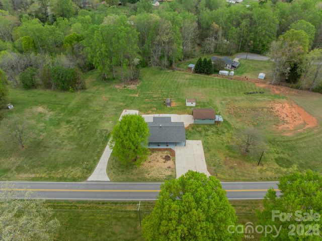 1410 Mays Chapel Church Road, Newton, NC 28658