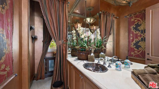 28855 Via Venezia, Malibu, CA 90265