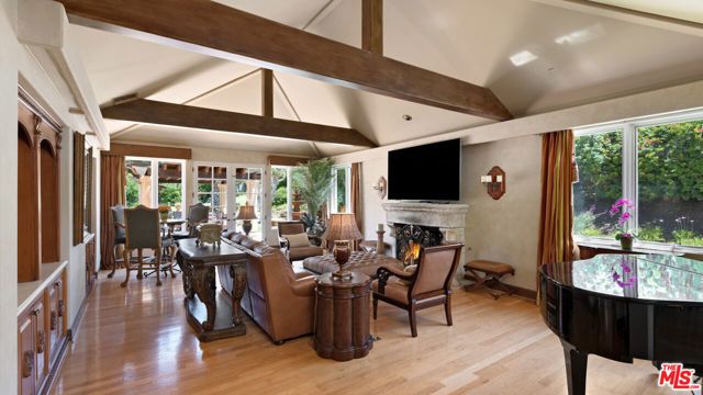 28855 Via Venezia, Malibu, CA 90265