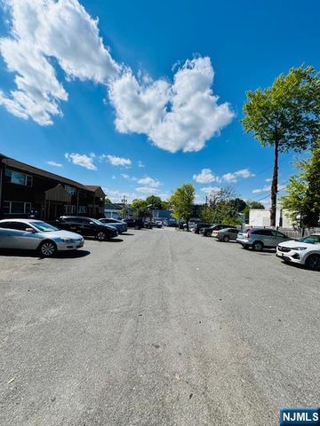924 Stuyvesant Avenue E1, Irvington, NJ 07111