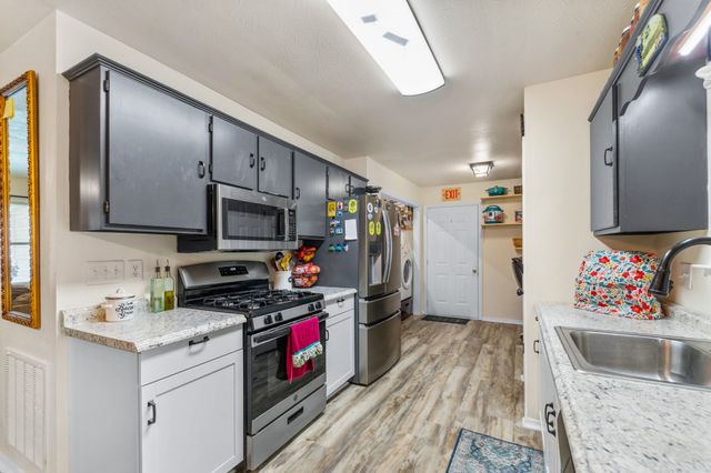 514 Winning Dr, Columbia, TN 38401