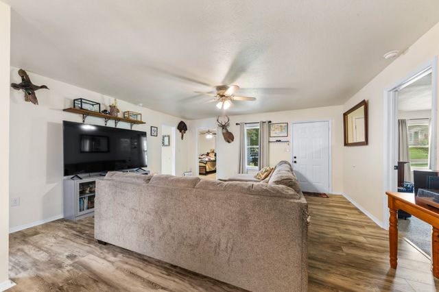 514 Winning Dr, Columbia, TN 38401