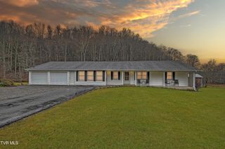146 Estep Hollow Road, Elizabethton, TN 37643