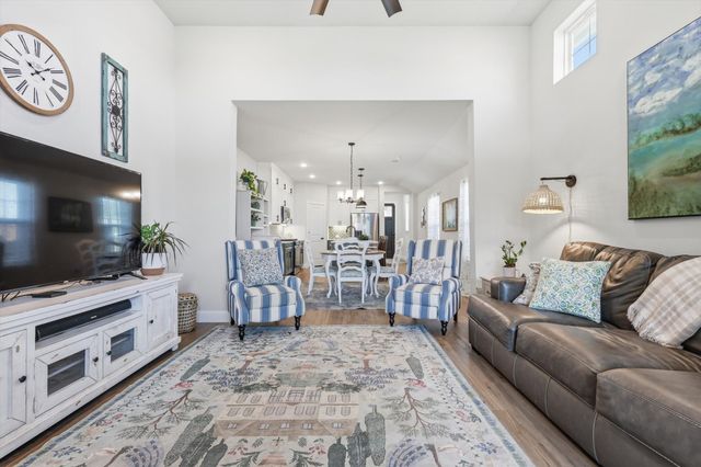 1018 Abigail Way, Midlothian, TX 76065