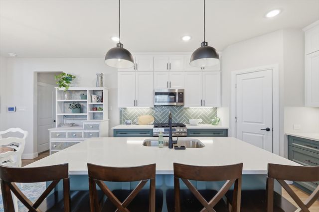 1018 Abigail Way, Midlothian, TX 76065