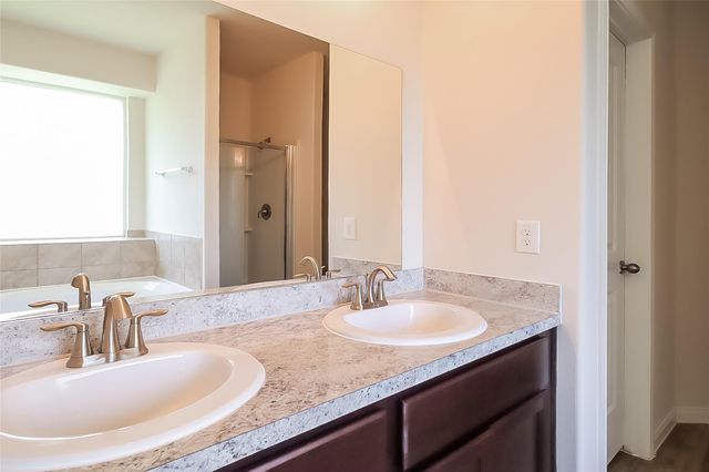 705 Fallow Lane, Alvin, TX 77511