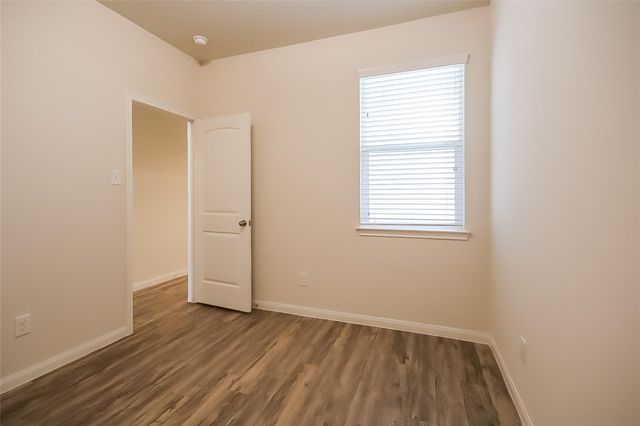 705 Fallow Lane, Alvin, TX 77511