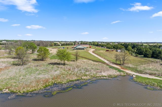 632 Susie Drive, Sulphur, OK 73086