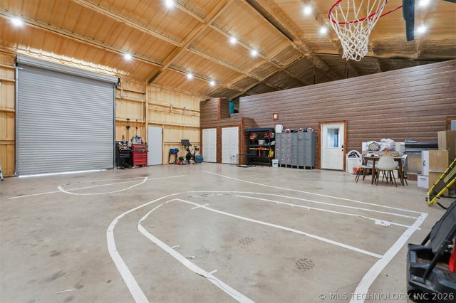 632 Susie Drive, Sulphur, OK 73086