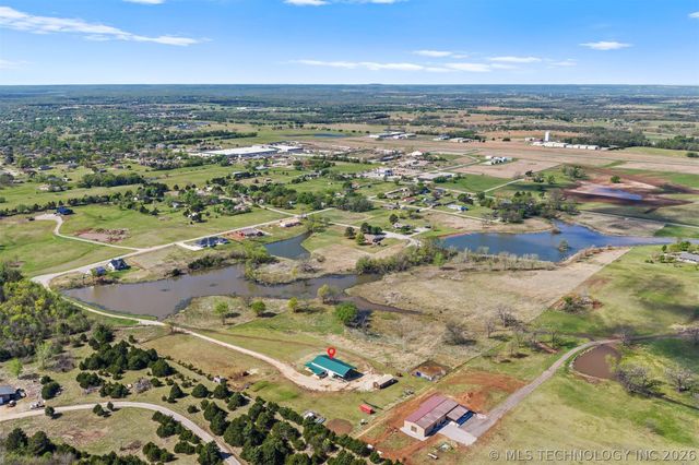 632 Susie Drive, Sulphur, OK 73086