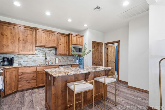 632 Susie Drive, Sulphur, OK 73086