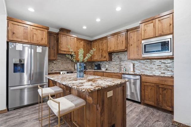 632 Susie Drive, Sulphur, OK 73086