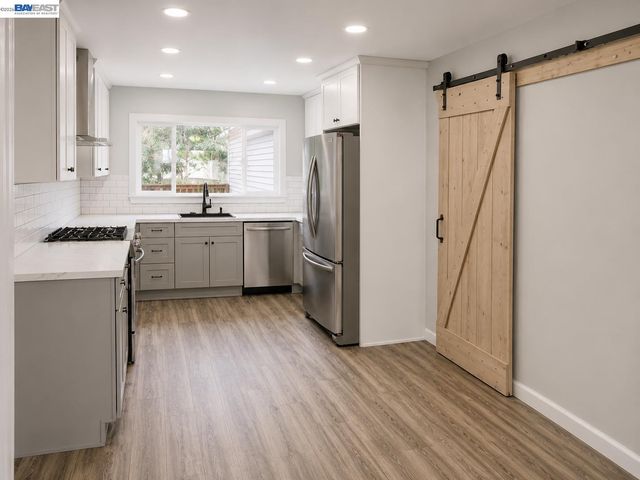 1210 Highland Blvd, Hayward, CA 94542