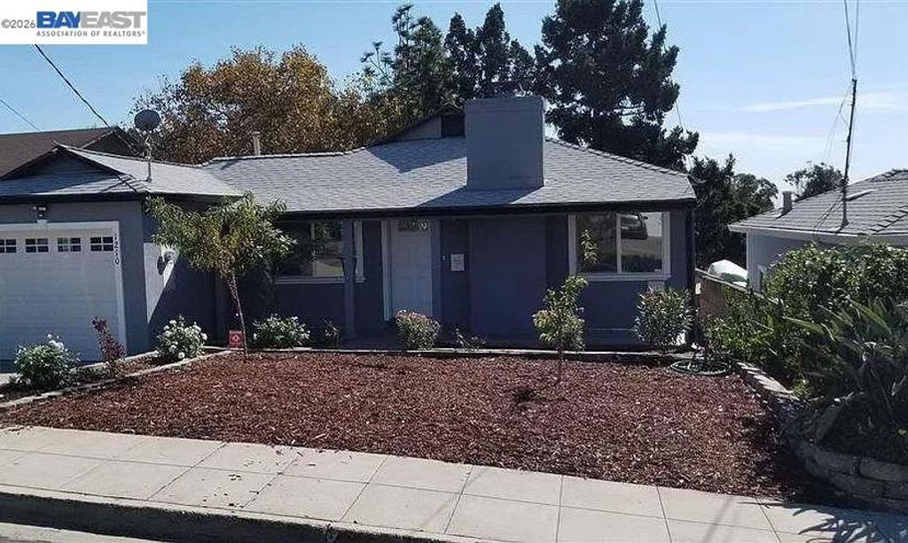 1210 Highland Blvd, Hayward, CA 94542