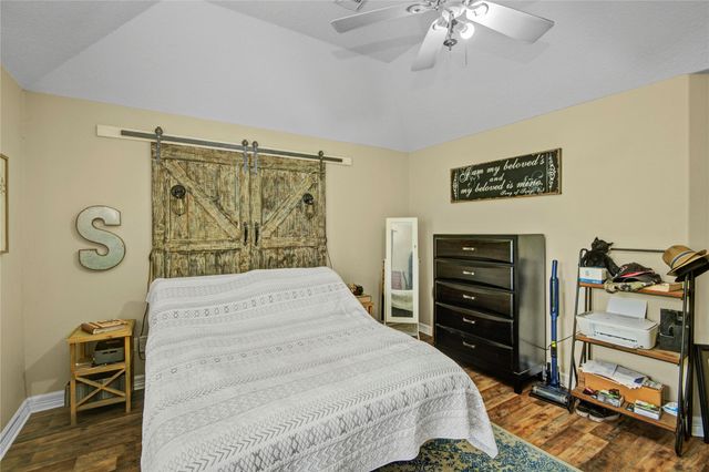 1000 Cardinal Drive, Richwood, TX 77566