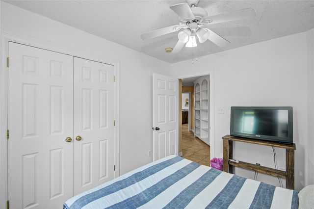 1000 Cardinal Drive, Richwood, TX 77566