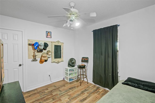 1000 Cardinal Drive, Richwood, TX 77566