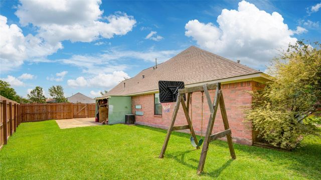 1000 Cardinal Drive, Richwood, TX 77566