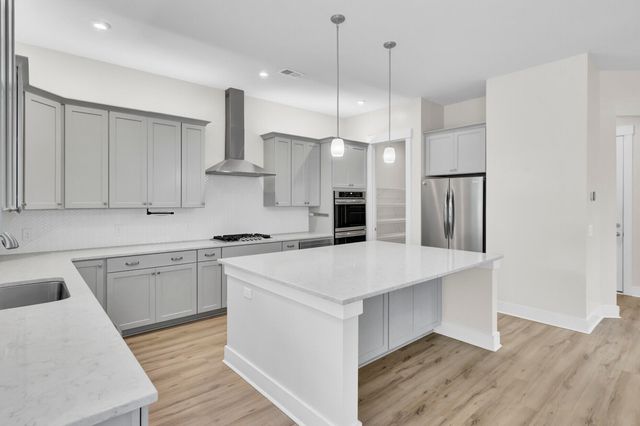 5001 Conestoga Drive, Hanahan, SC 29410