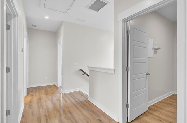 5001 Conestoga Drive, Hanahan, SC 29410