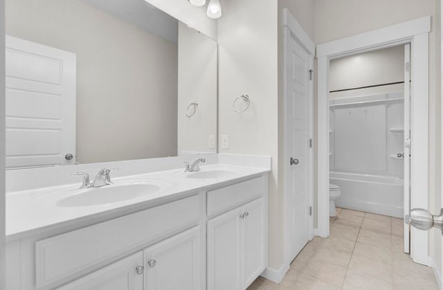 5001 Conestoga Drive, Hanahan, SC 29410