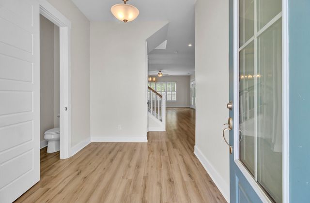 5001 Conestoga Drive, Hanahan, SC 29410