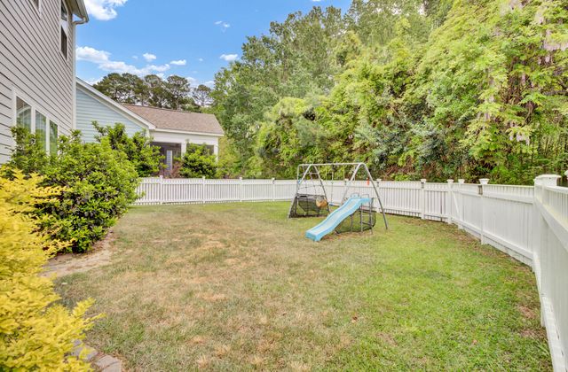 5001 Conestoga Drive, Hanahan, SC 29410
