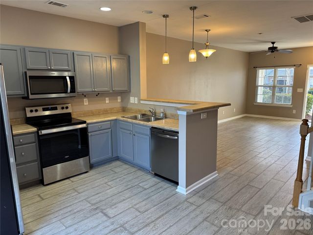 422 Delta Drive, Fort Mill, SC 29715