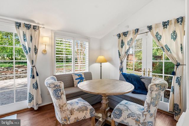 402 SKYHILL RD, Alexandria, VA 22314