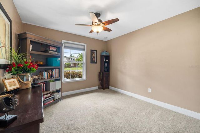 25137 SW 18TH AVENUE, Newberry, FL 32669