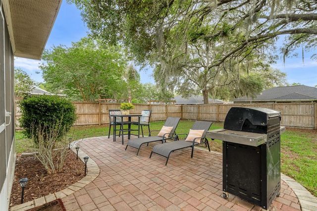 25137 SW 18TH AVENUE, Newberry, FL 32669