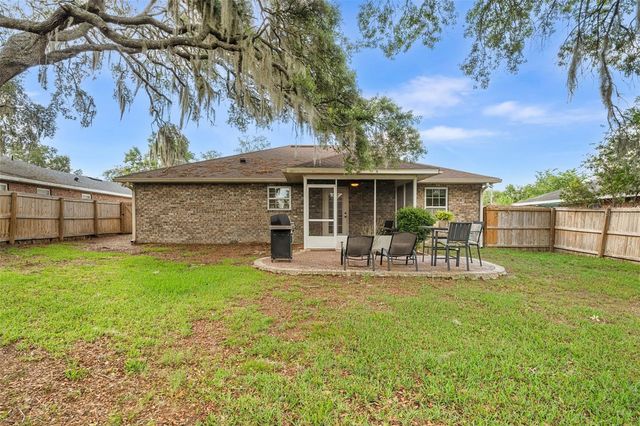25137 SW 18TH AVENUE, Newberry, FL 32669