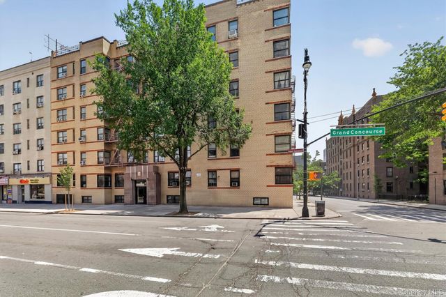 860 Grand Concourse 2N, Bronx, NY 10451