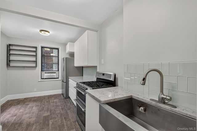 860 Grand Concourse 2N, Bronx, NY 10451
