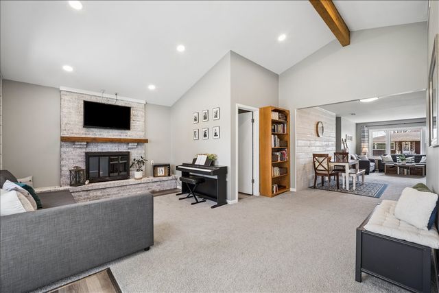 425 Kishwaukee Street, Marengo, IL 60152