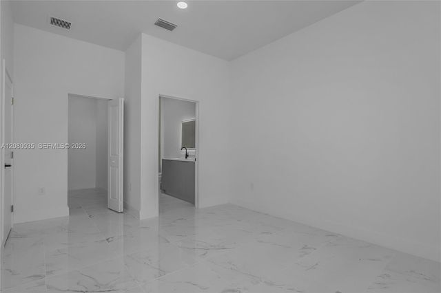 2035 NE 9th Avenue, Cape Coral, FL 33909