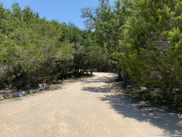 401 DEER CREEK DR, San Marcos, TX 78666