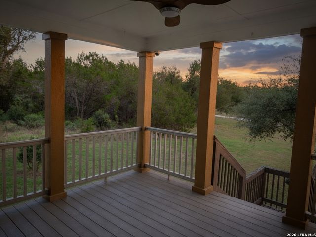 401 DEER CREEK DR, San Marcos, TX 78666