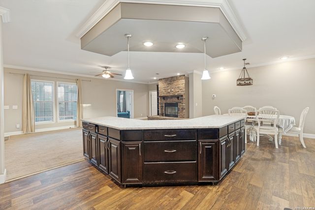 401 DEER CREEK DR, San Marcos, TX 78666