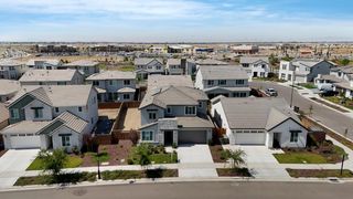 3494 Dobbins Ct, Lathrop, CA 95330