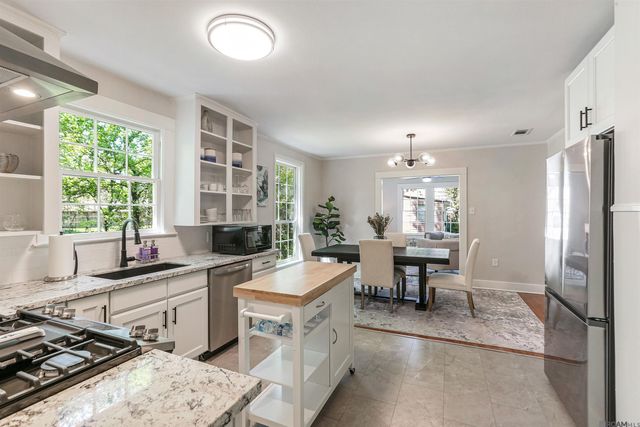 376 S Ardenwood Dr, Baton Rouge, LA 70806