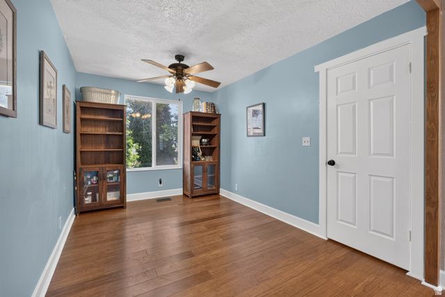 2160 N 520 W, West Bountiful, UT 84087