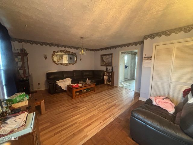 14313 Sandy Ridge Road, Saint Paul, VA 24283