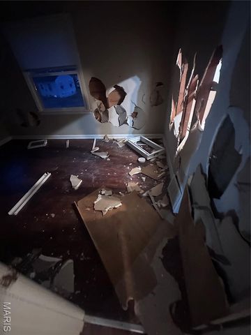 1124 Bakewell Drive, St Louis, MO 63137