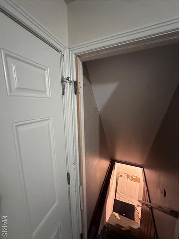 1124 Bakewell Drive, St Louis, MO 63137