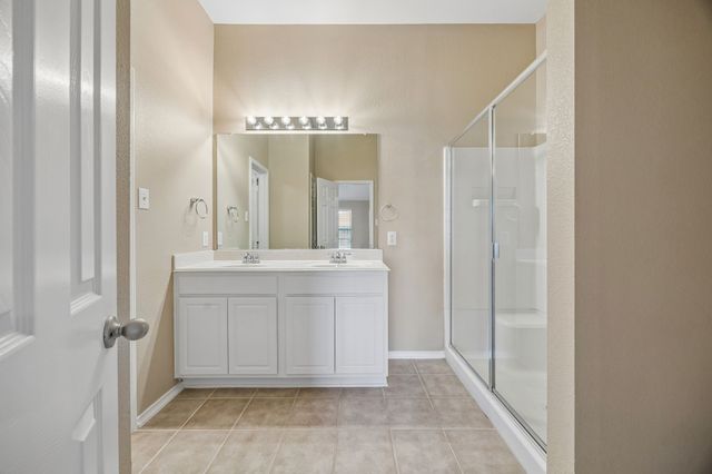 891 Austin Lane, Lavon, TX 75166