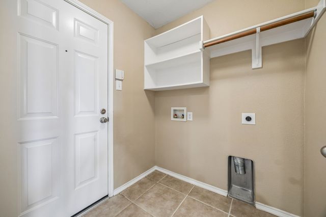 891 Austin Lane, Lavon, TX 75166