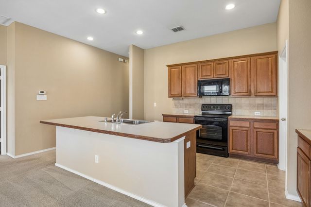 891 Austin Lane, Lavon, TX 75166