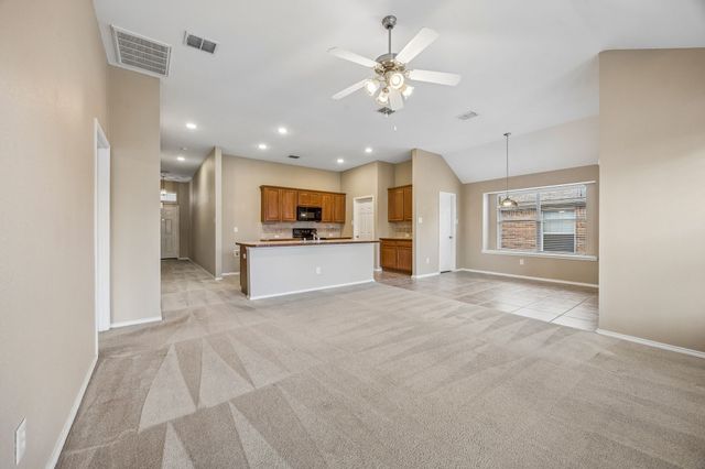 891 Austin Lane, Lavon, TX 75166