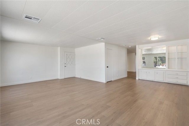 204 N La Paloma Avenue, San Jacinto, CA 92582